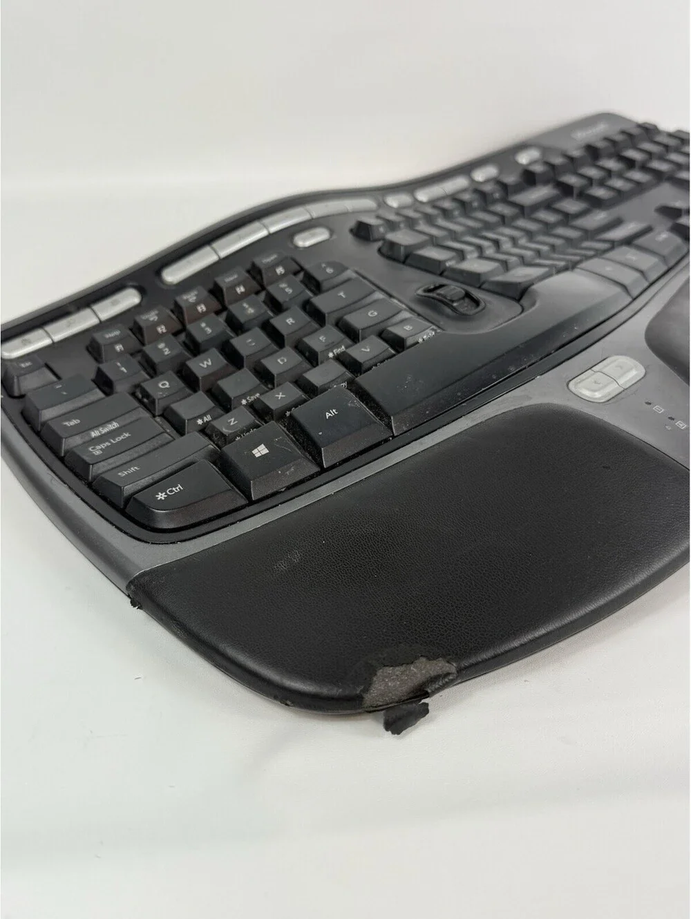 Microsoft Natural Ergonomic Keyboard 4000 v1.0 KU-0462 USB Wired 1048 Tested